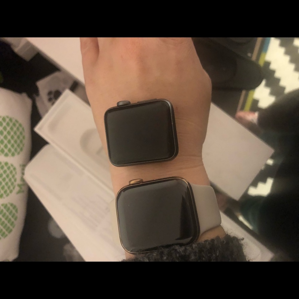 Apple Watch Series 2 (no band)